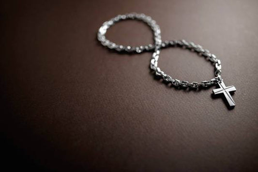 What Does Wearing A Cross Necklace Mean?
