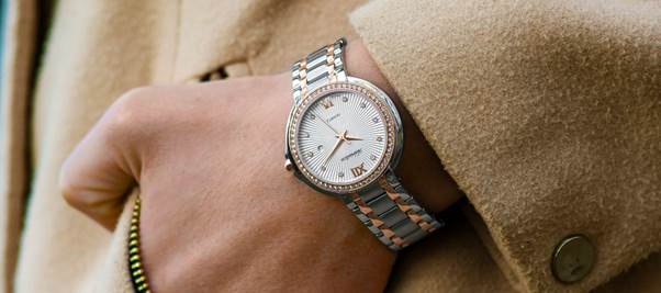 How to Change Date on MICHELE Watch?