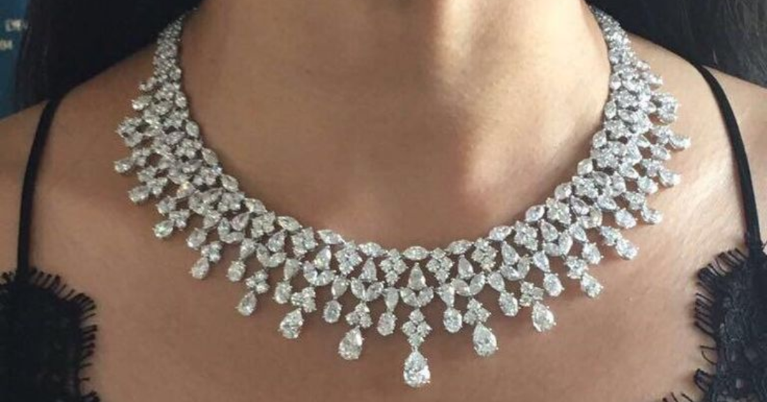 Best Diamond Necklaces under $500 That Look Luxurious
