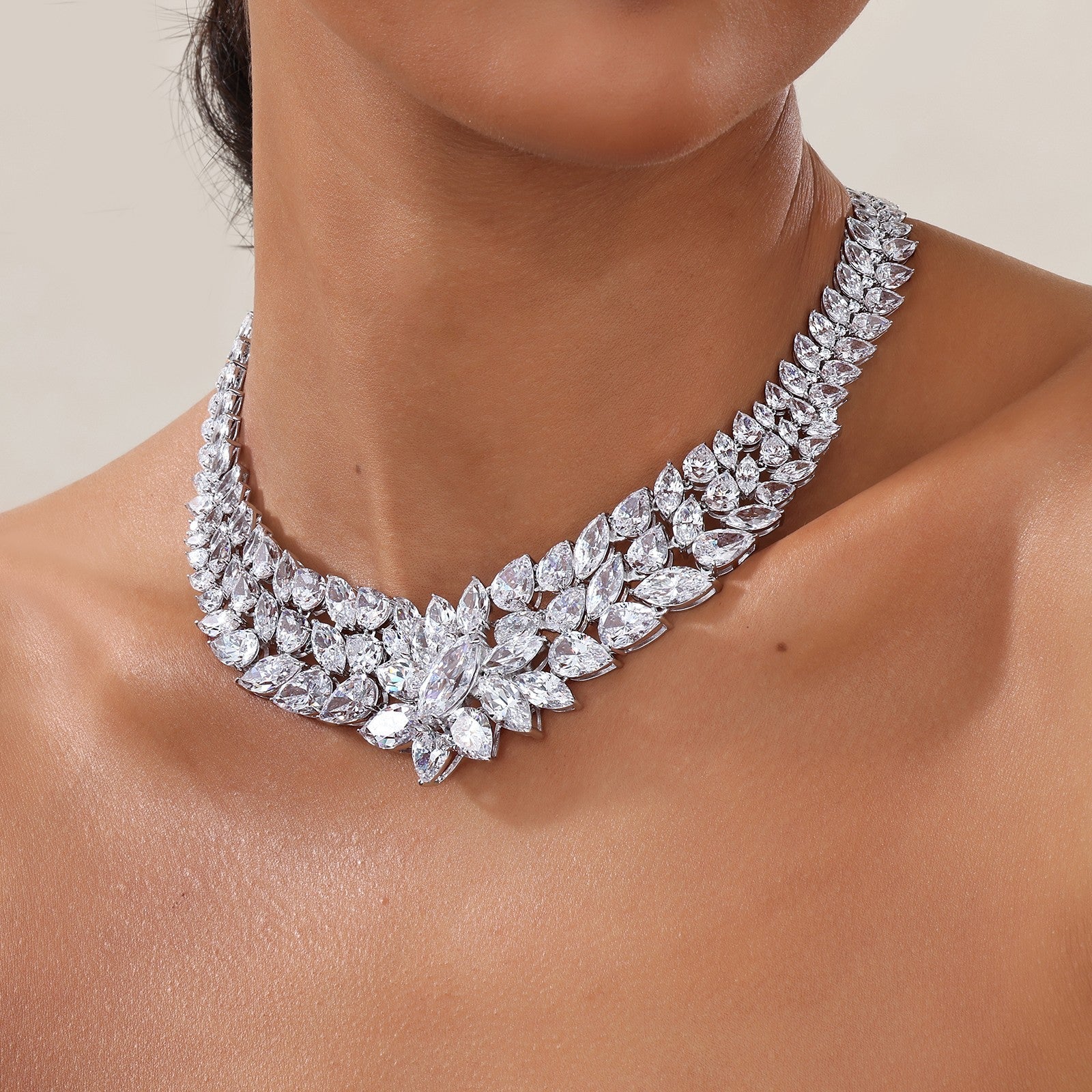 142 CTW Statement Choker Necklace