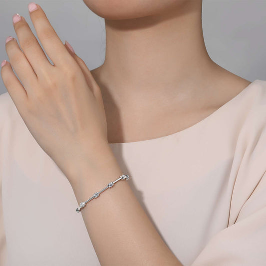 2.04 CTW Semi-Bezel Link Bracelet