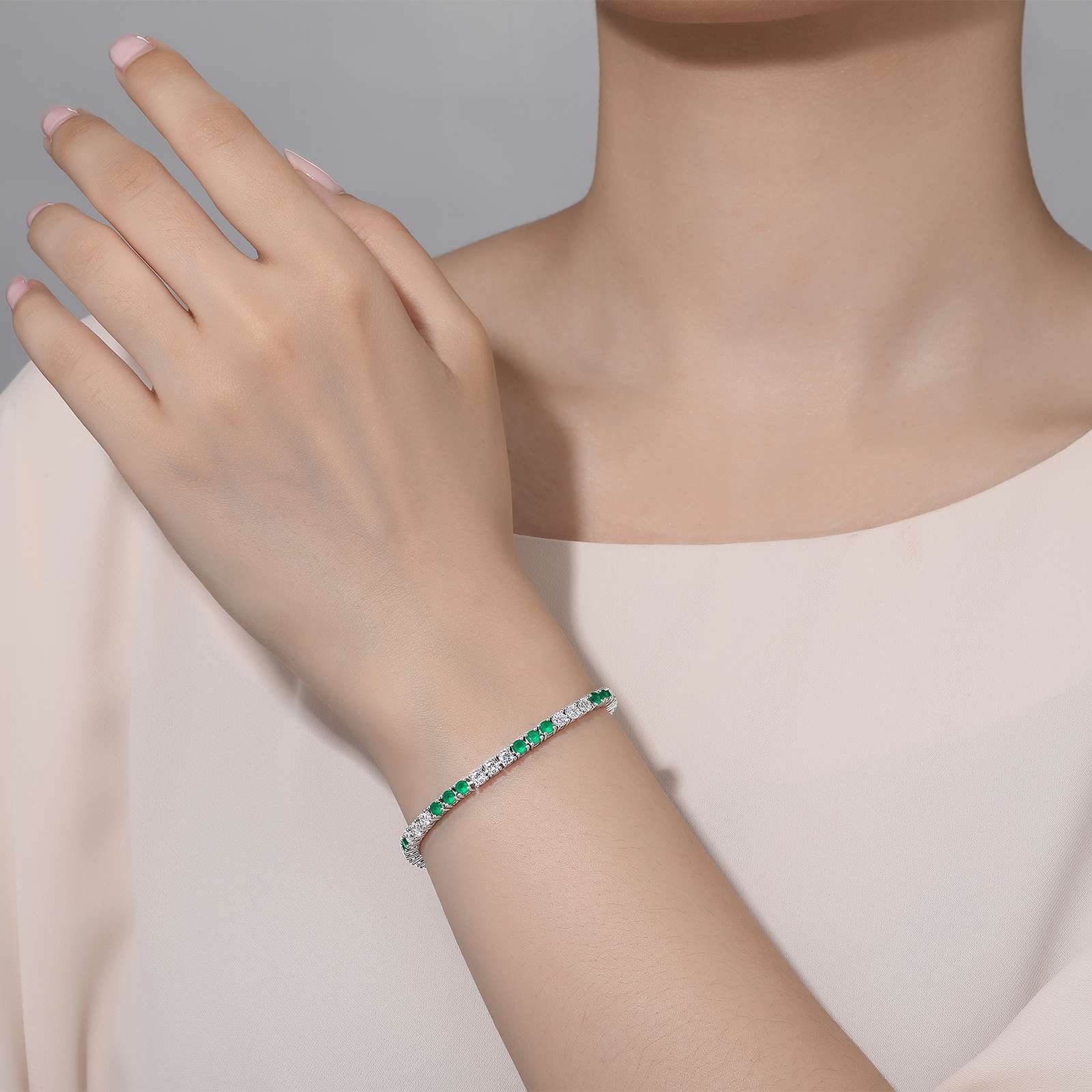 6.0 CTW Alternating Tennis Bracelet