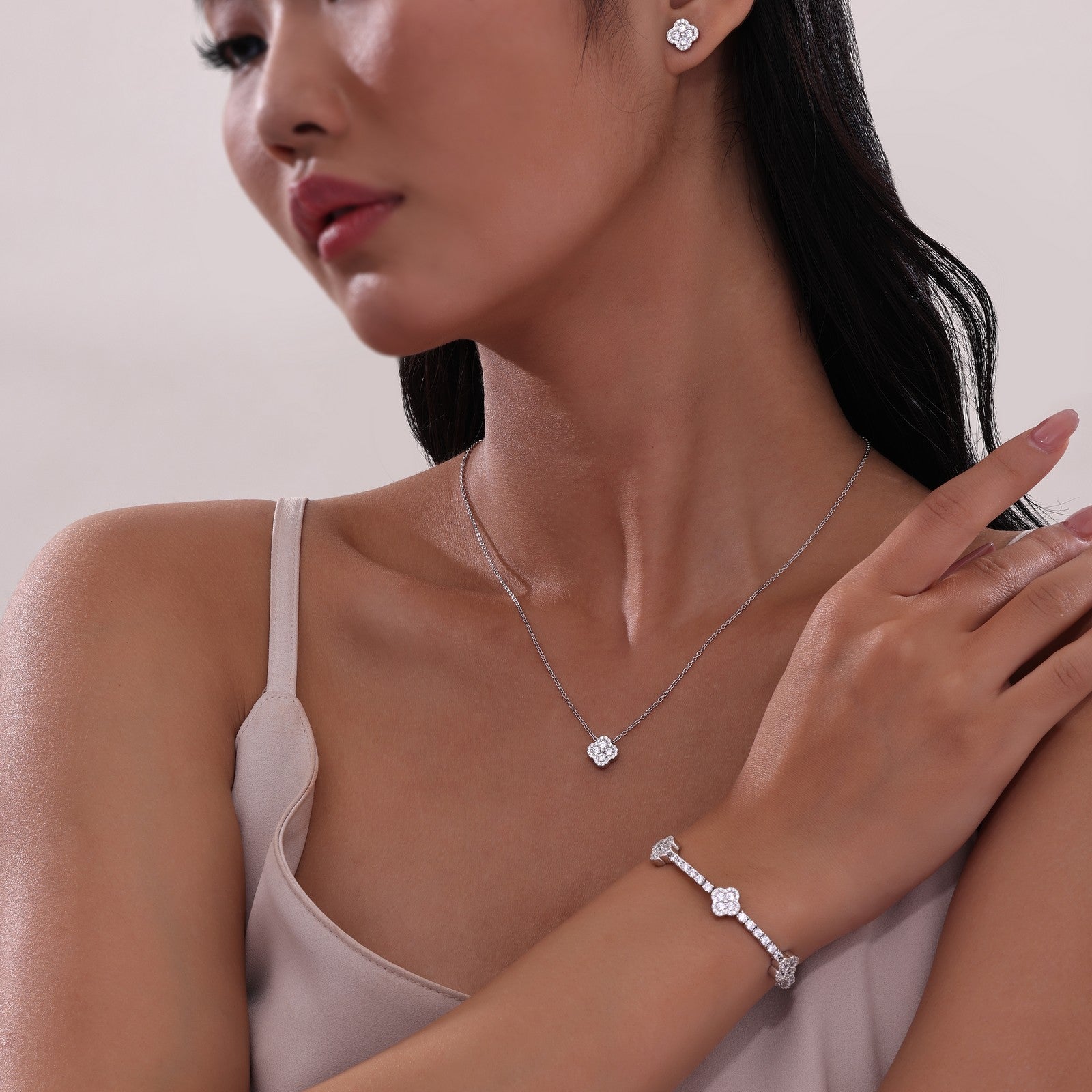 0.8 CTW Halo Stud Earrings