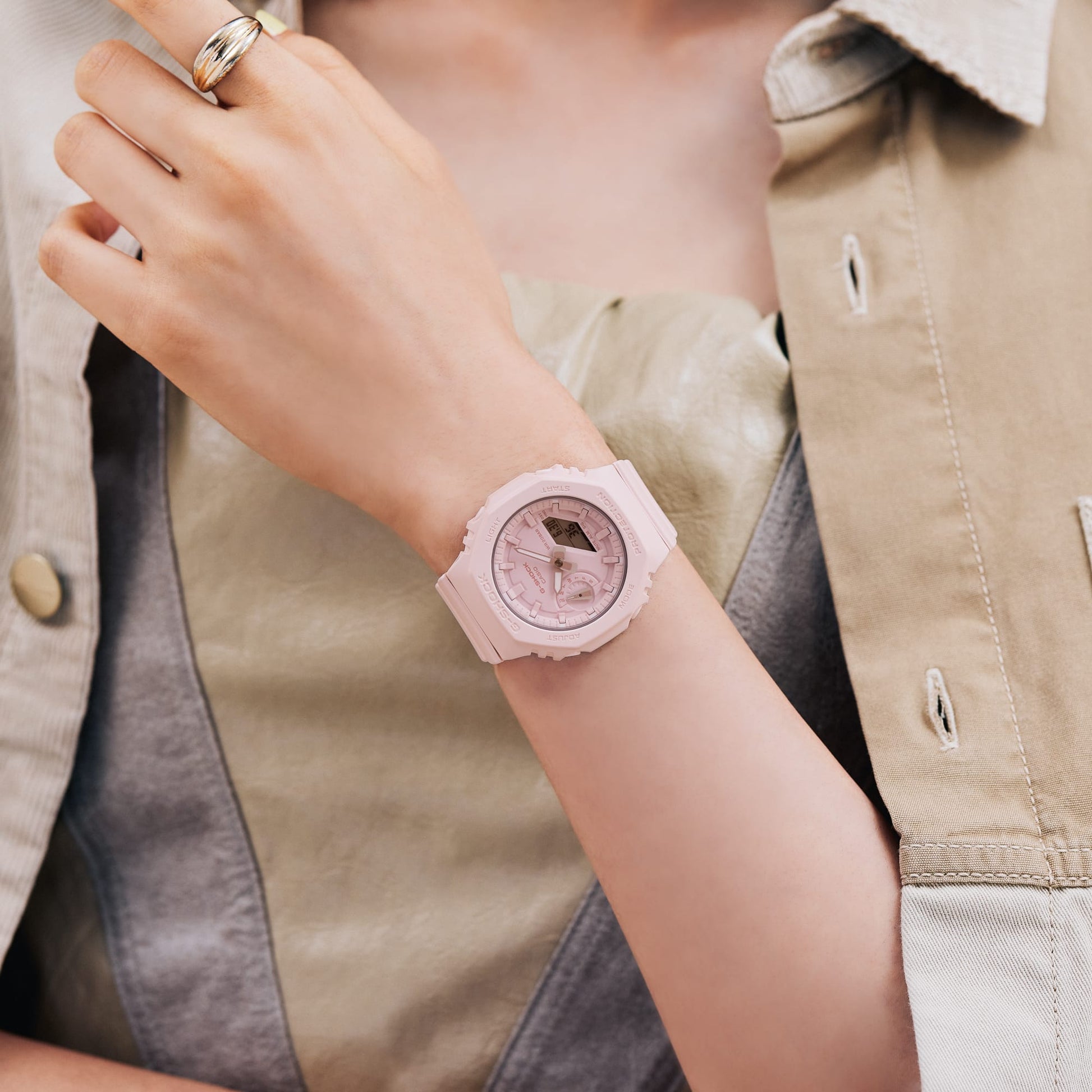 G-Shock Analog-Digital WOMEN GMAS2100BA4A