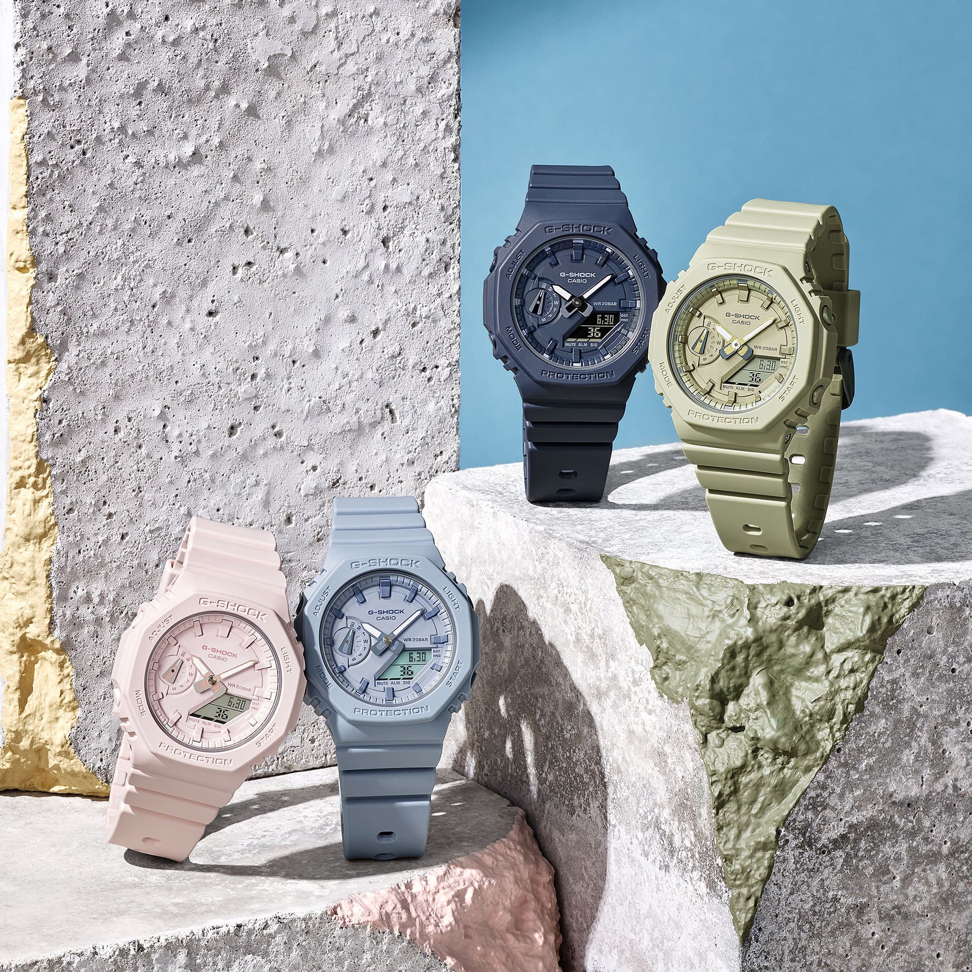G-Shock WOMEN GMAS2100BA4A