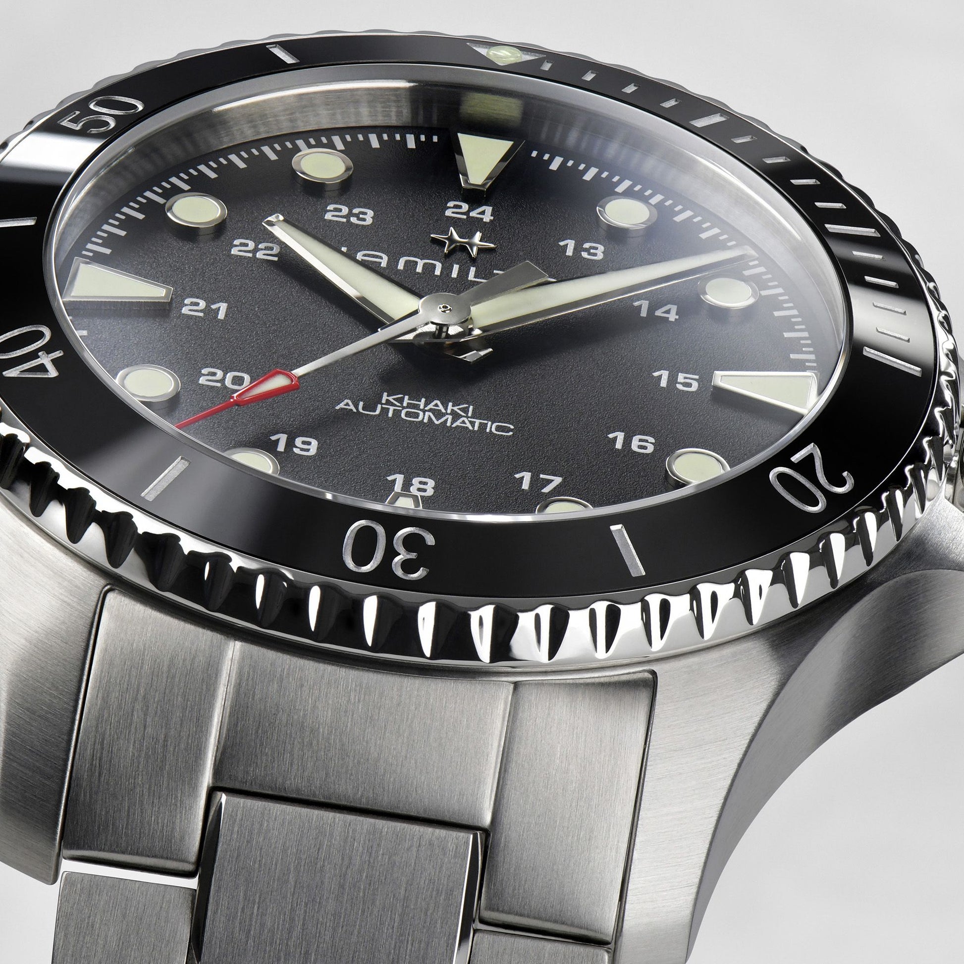 Hamilton Khaki Navy Scuba Auto H82515130